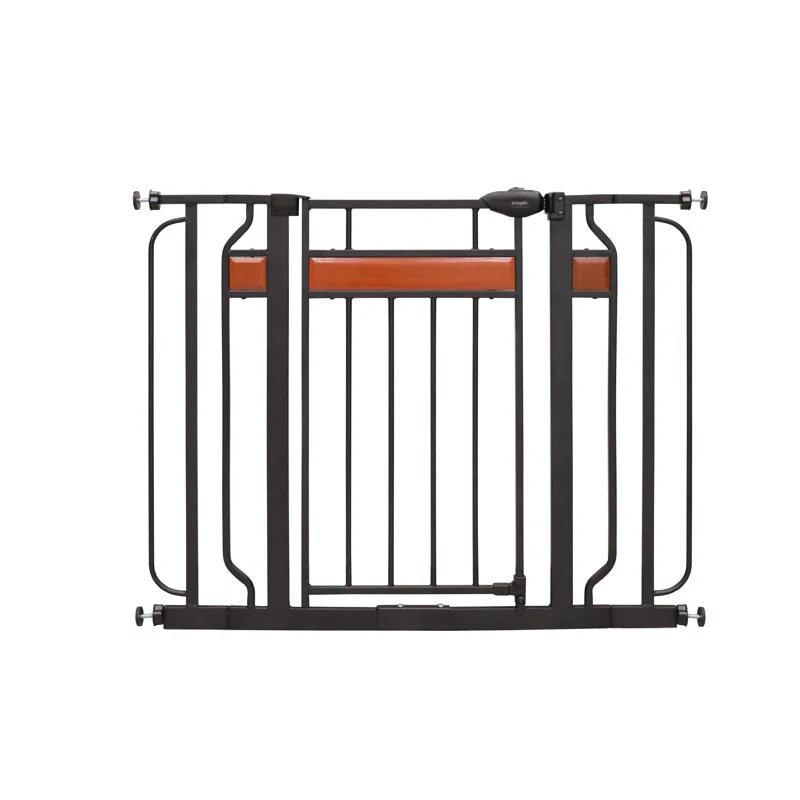 Regalo Safety Gate