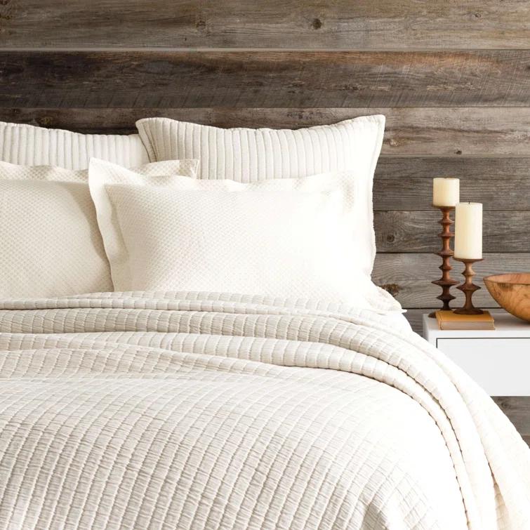 Boyfriend Matelasse Coverlet