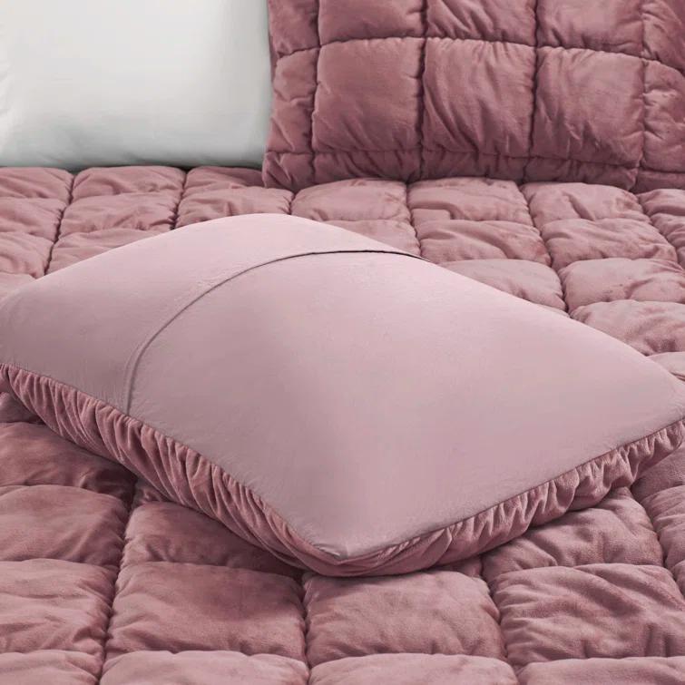 Intelligent Design Velvet Dream Puff Velvet Comforter Set
