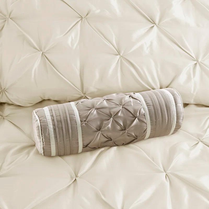 Madison Park Laurel 7 Piece Tufted Comforter Set