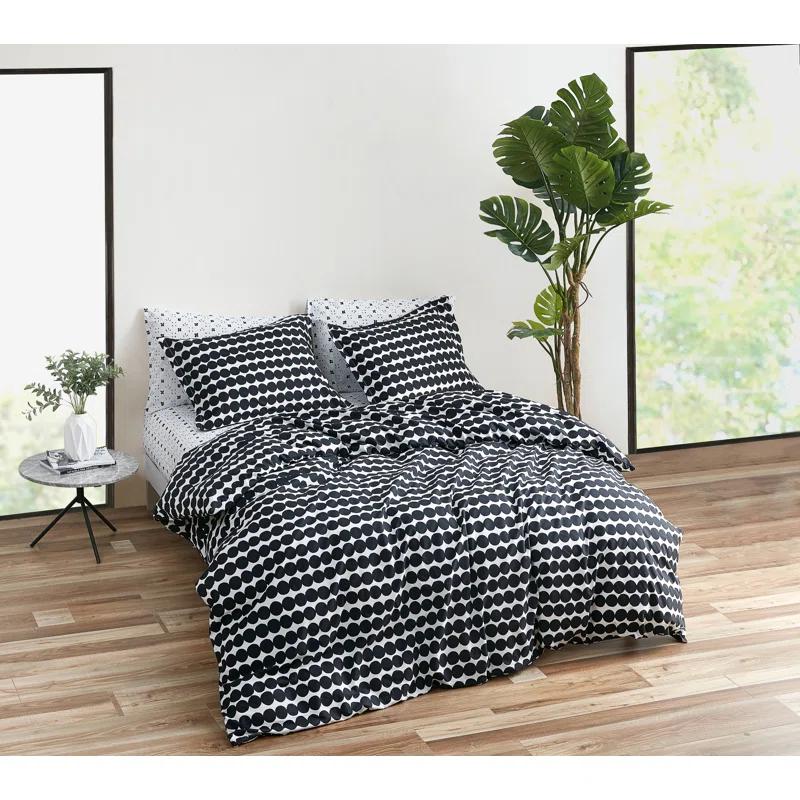 Marimekko Rasymatto Black Cotton Comforter Set & Reviews | Wayfair