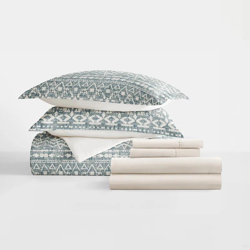 IEnjoy Home 8-Piece Reversible Bedding Bundle - Patterned Duvet Cover, Comforter Insert and Solid Sheet Set