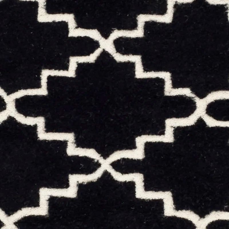 Safavieh Chatham Hand Tufted Wool Geometric Rug