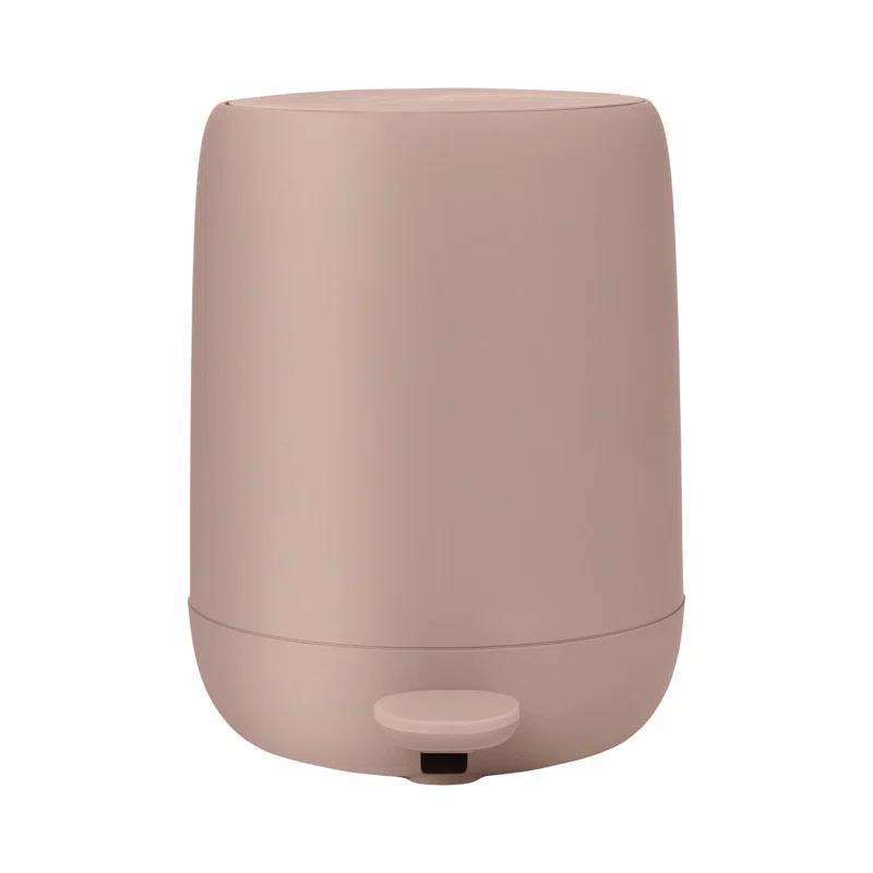Blomus SONO 1.3-Gallon White Pedal Trash Bin