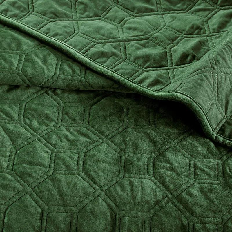 Harper 3 Piece Velvet Quilt Set