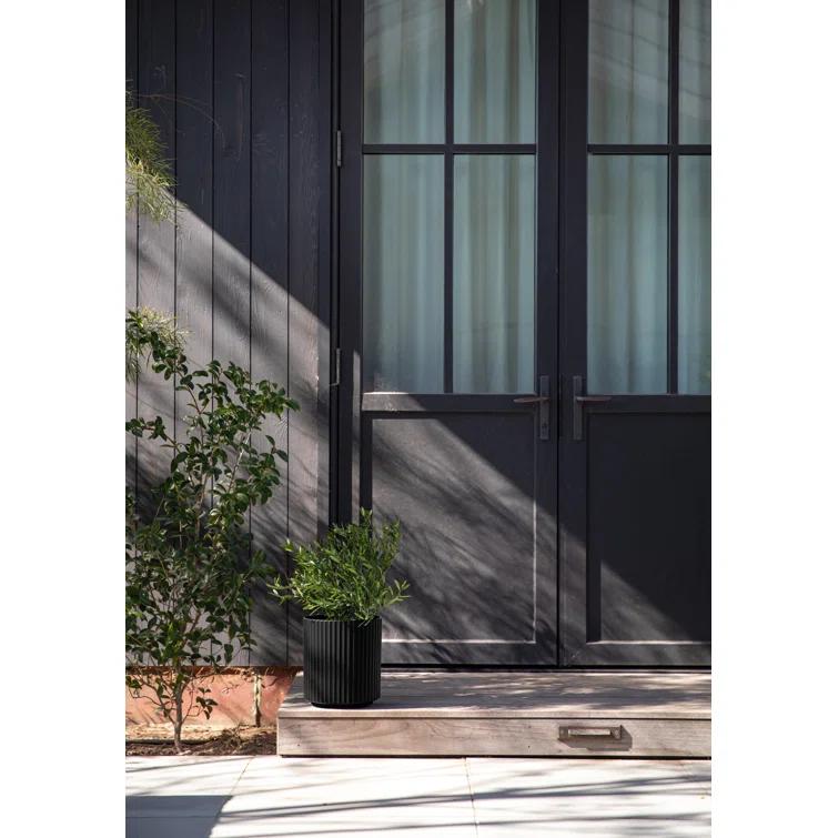 Demi Series Round Planter