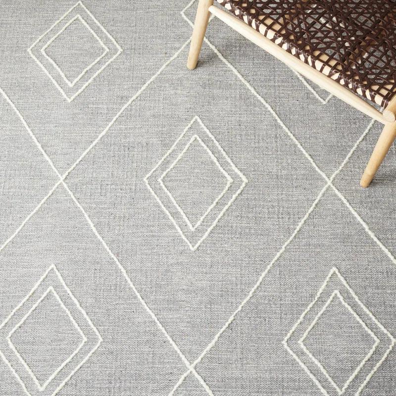 Steelside™ Holtby Southwestern Handmade Flatweave Gray/Ivory Area Rug