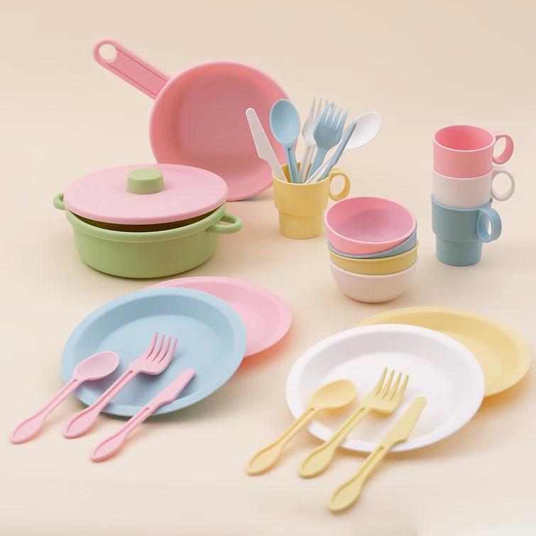 Play Dishes & Utensils Set