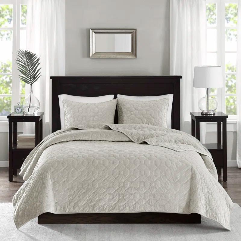 Madison Park Harper 3 Piece Velvet Quilt Set