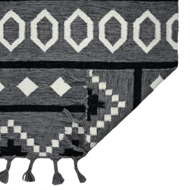 Union Rustic Oneil Moroccan Handmade Wool Gray Area Rug