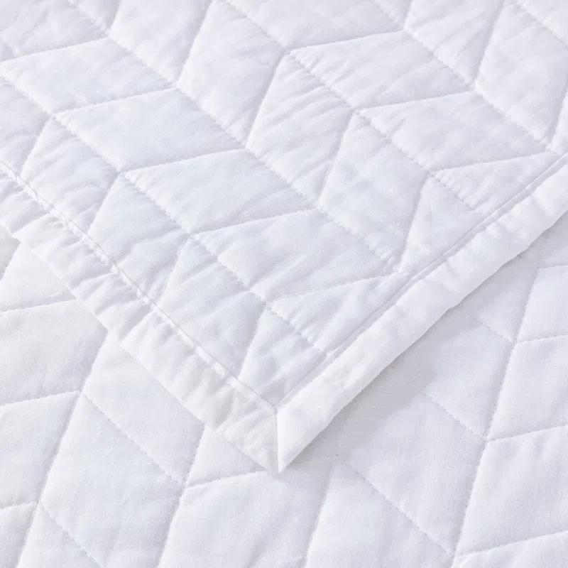 Chezmoi Collection Solid Color Embroidery Stitching Cotton Quilt Sets Cotton Quilt Set