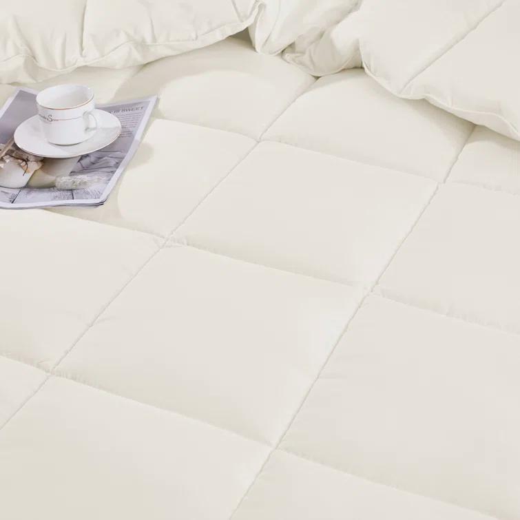 Homechoice International Group 3pc Comforter Set - All Season Reversible Down Alternative Comforter with Two Shams - Breathable, Soft, Fluffy