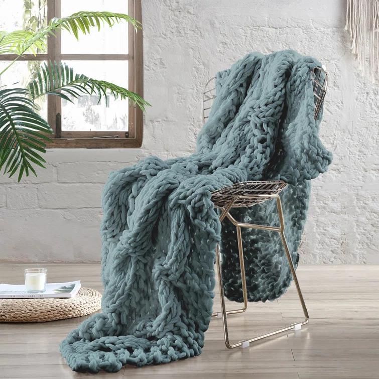 Benjara the Urban Port Throw
