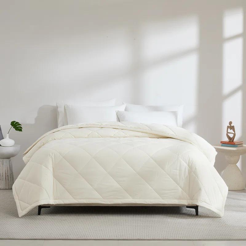 Downlite Cloud Top Primaloft Plush Blankets & Throws By DOWNLITE