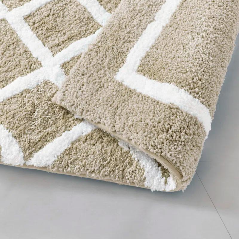 Madison Park Bittman Reversible High Pile Tufted Bath Rug