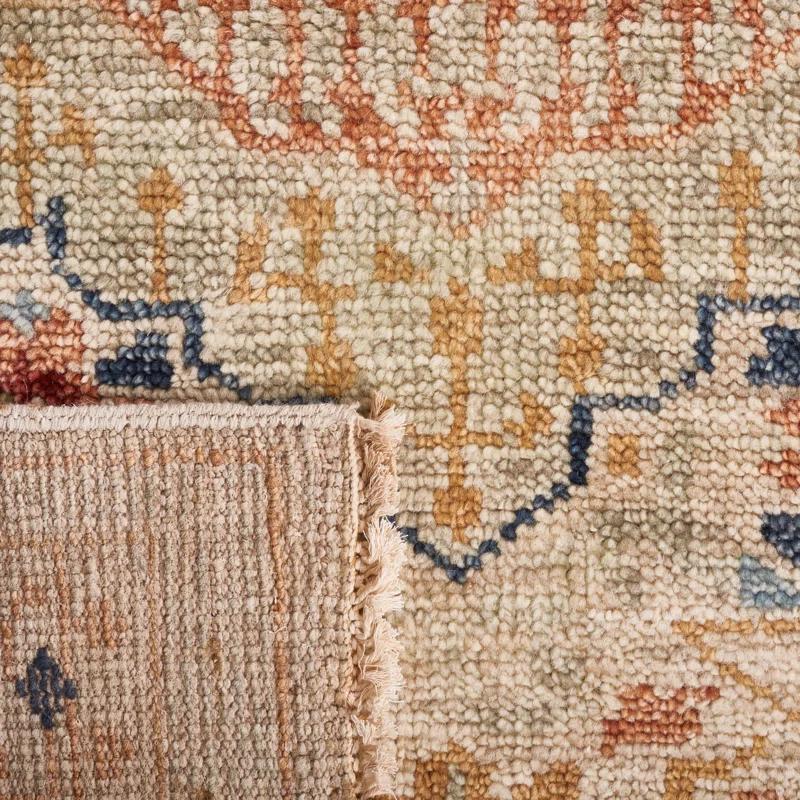 Safavieh Oriental Hand Knotted Wool Oriental Rug