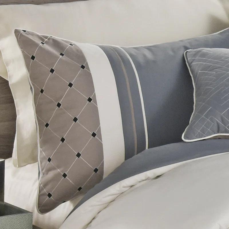 Beren Comforter Set