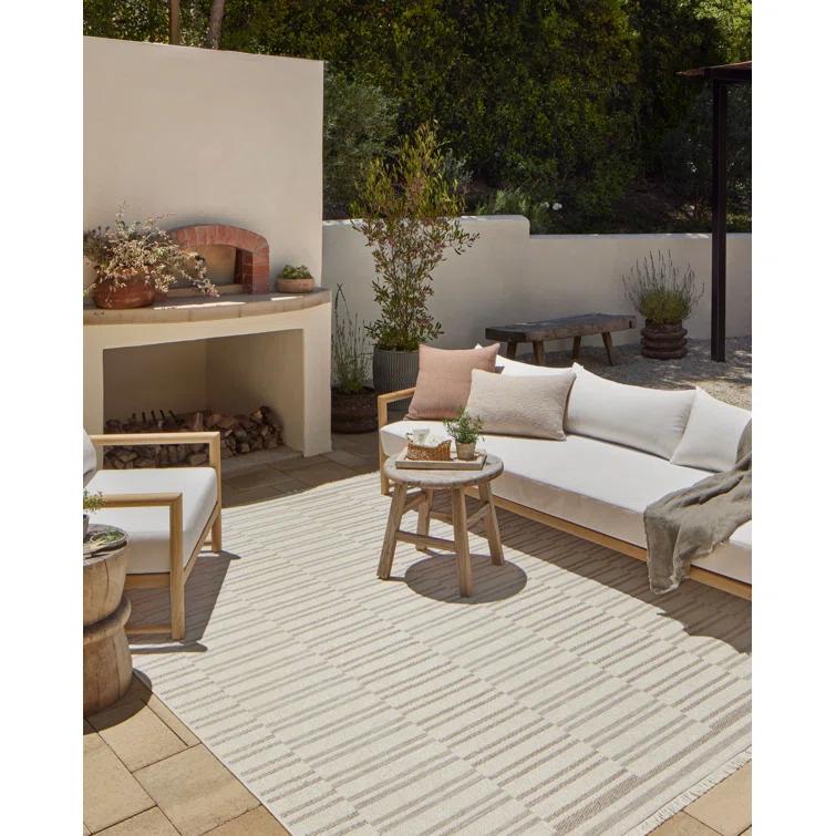 Malibu II Indoor / Outdoor Rug by Amber Lewis x Loloi - Ivory and Dove / 2'3" x 3'9"