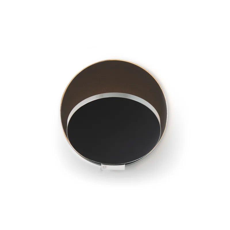 Gravy Single Light Aluminum Dimmable LED Plug-in Flush Mounted Sconce