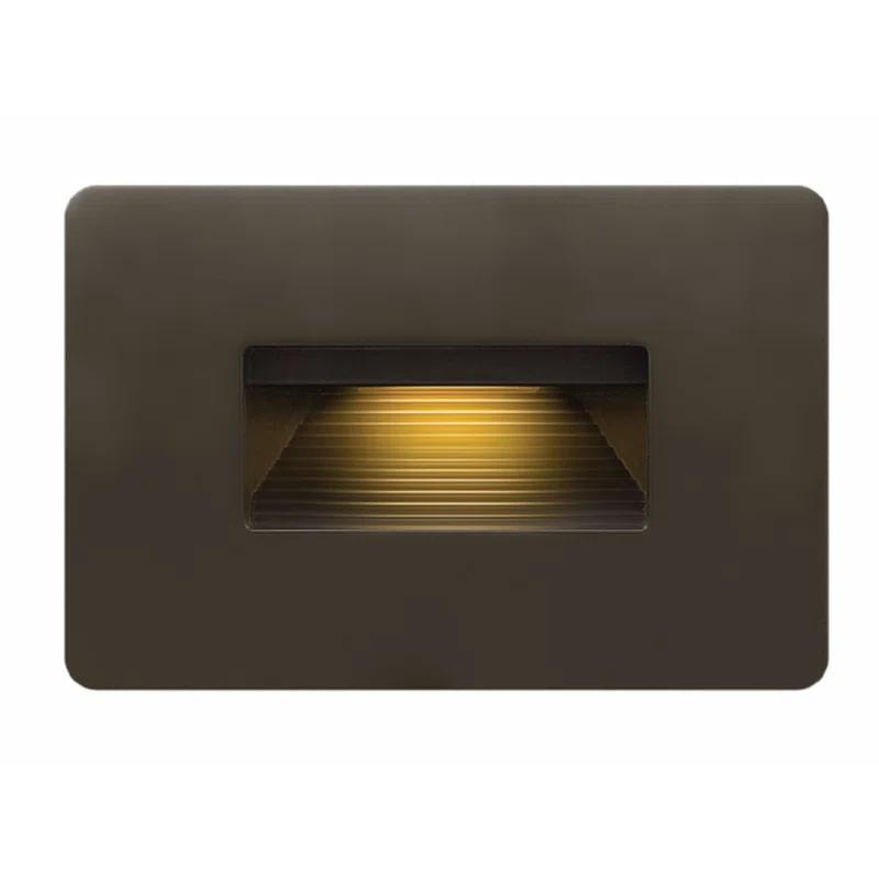Luna Horizontal 120v 2700K Integrated LED Step Light