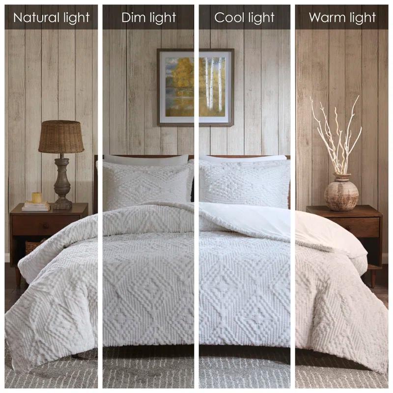 Woolrich Teton Embroidered Plush Quilt Set