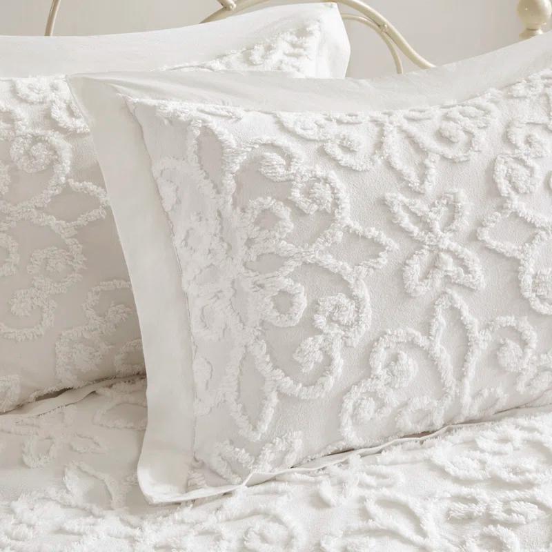 Kelly Clarkson Home Emberly 5 Piece Tufted Cotton Chenille Daybed Set