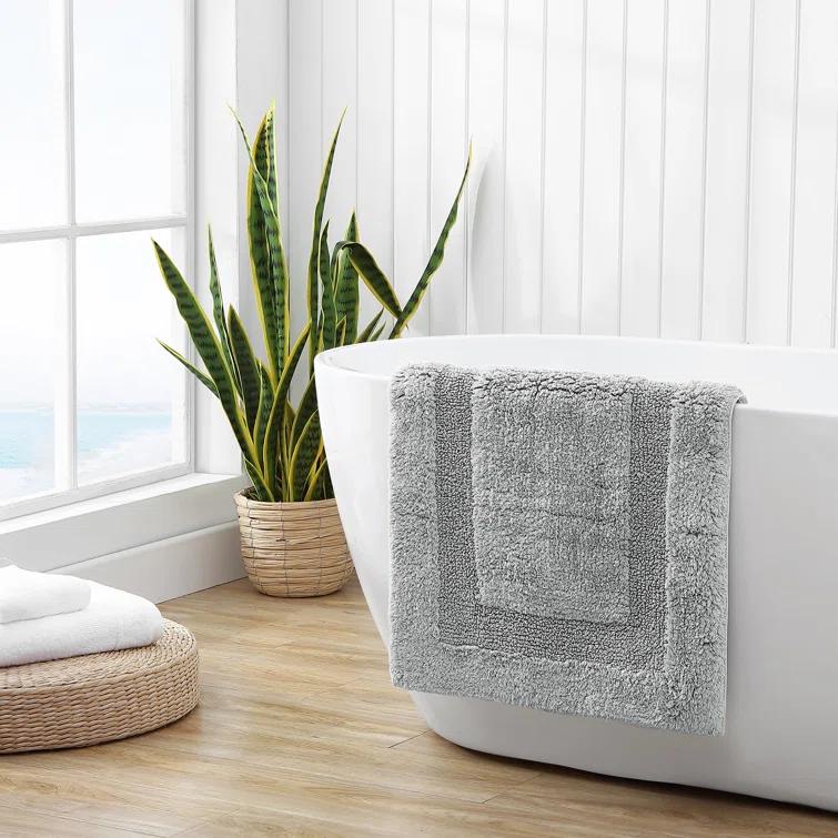 Tommy Bahama Home Long Branch Cotton Reversible Bath Rug