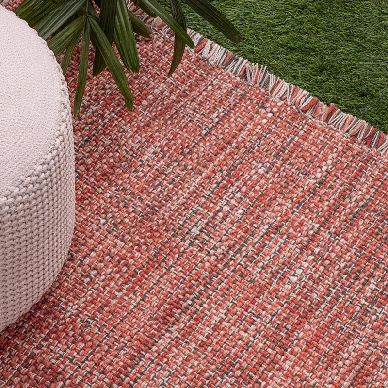 Morris Hand Woven Polyester Indoor/Outdoor Area Rug in Coral/Gray