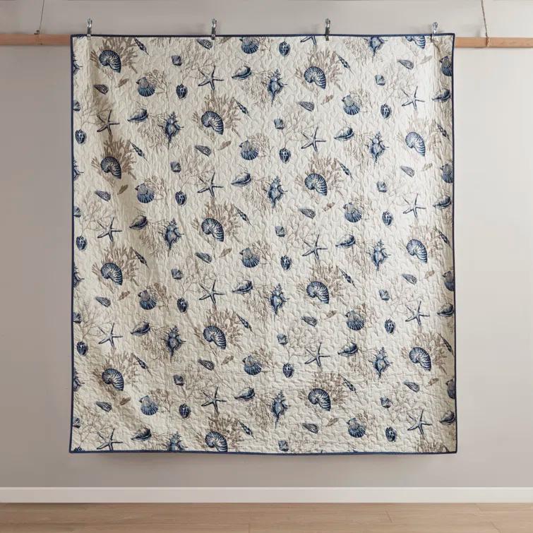 Madison Park Bayside Quilt Set with Throw Pillows