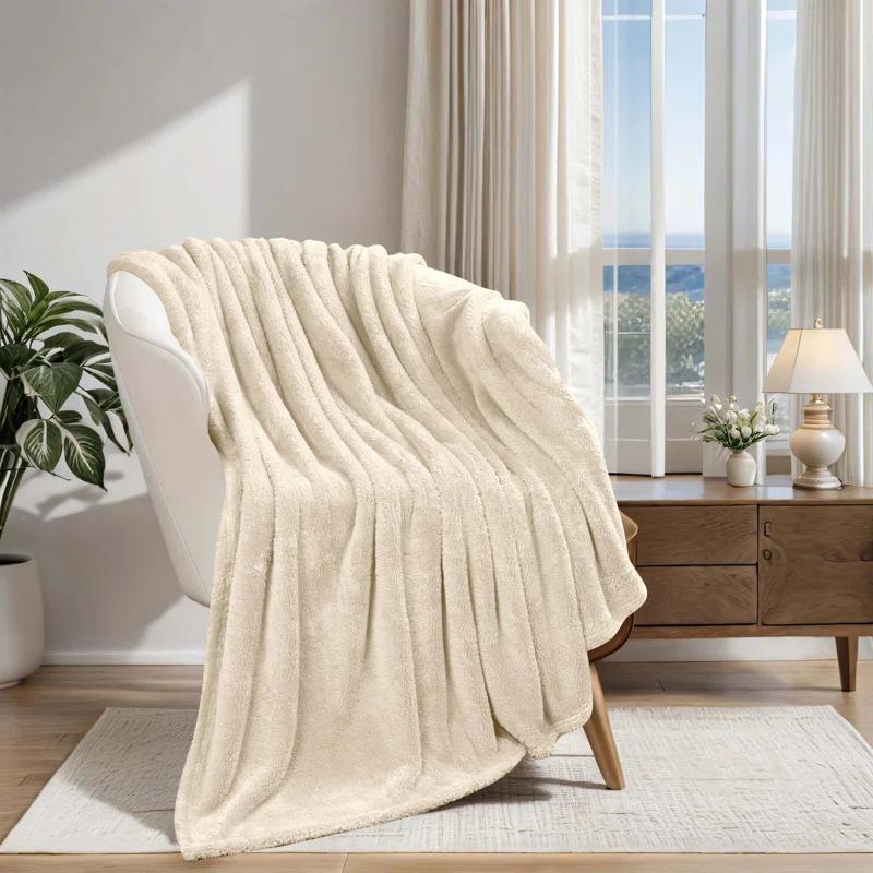 Superior Superior Solid Polyester Reversible All-Season Fleece Throws Blanket