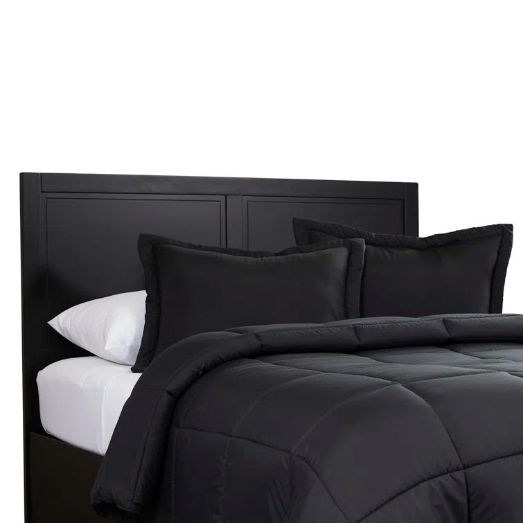 Stayclean Modern & Contemporary Comforter Set