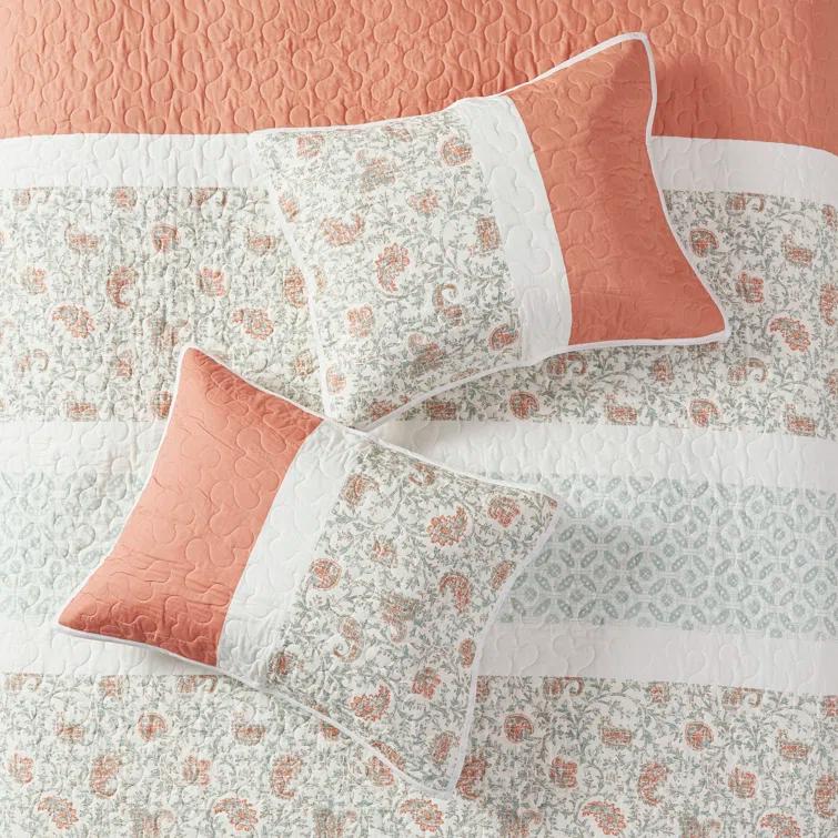 Madison Park Dawn 6 Piece Cotton Percale Quilt Set with Throw Pillows