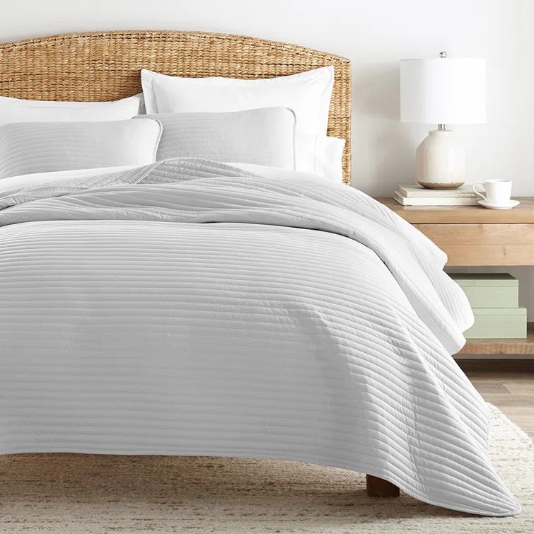 Becky Cameron Becky Cameron Lightweight All Season Stripe Stitch Quilt Set with Shams