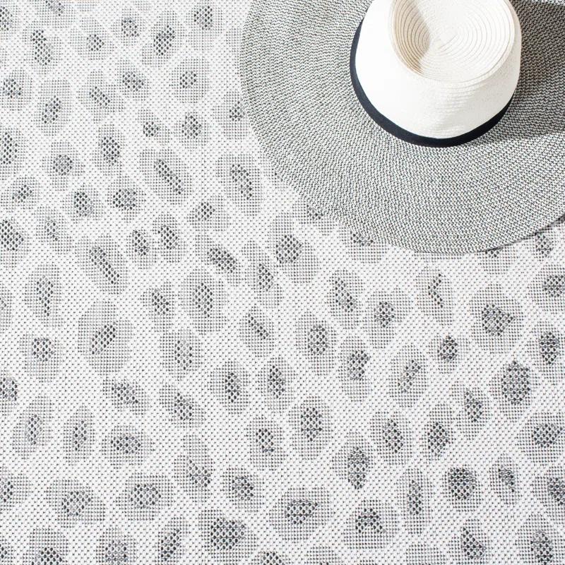 Union Rustic Aidah Performance Rug