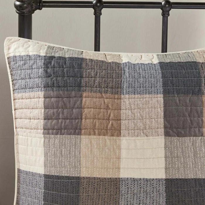 Madison Park Ridge 6 Piece Printed Herringbone Quilt Set with Throw Pillows