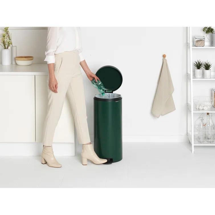 Brabantia NewIcon Step On Trash Can, 8 Gallon (30 Liter)