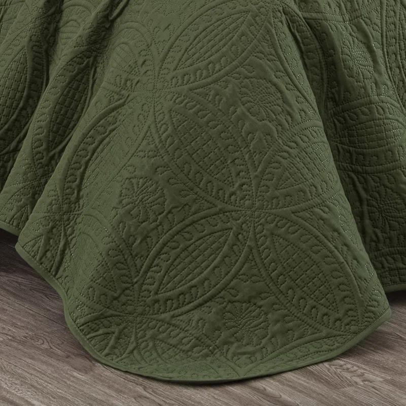 Austin Standard Geometric Shapes Coverlet Set