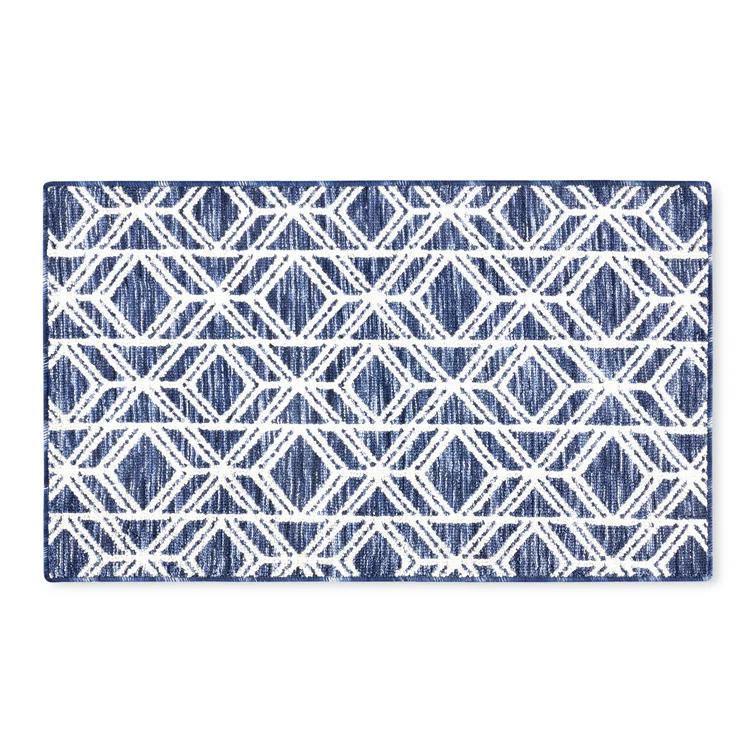 Town & Country Living TOWN & COUNTRY EVERYDAY Walker Modern Diamond Everwash Non-Slip Backing Kitchen Mat