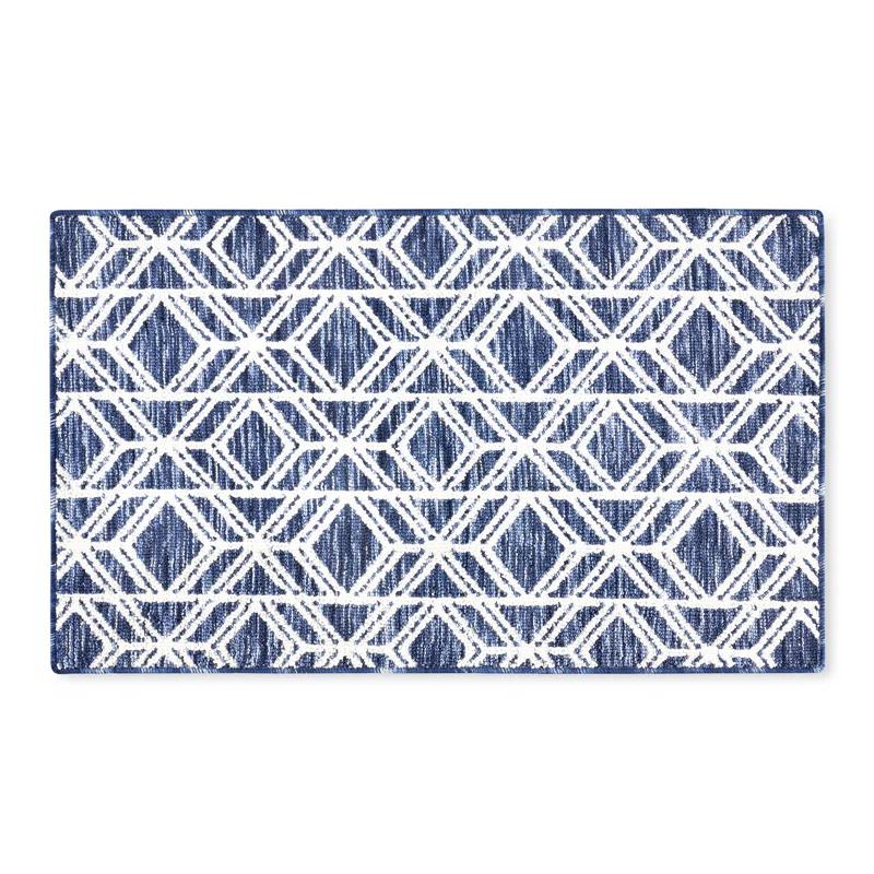 Town & Country Living TOWN & COUNTRY EVERYDAY Walker Modern Diamond Everwash Non-Slip Backing Kitchen Mat