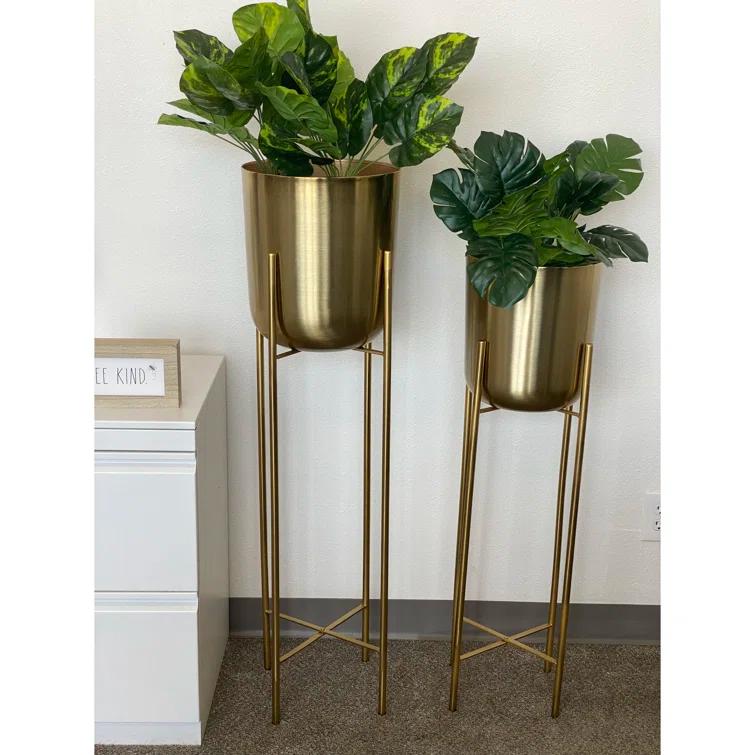 CosmoLiving by Cosmopolitan 2 - Piece Silver Metal Tall Indoor Outdoor Dome Indoor Outdoor Planter with Removable Stand Set