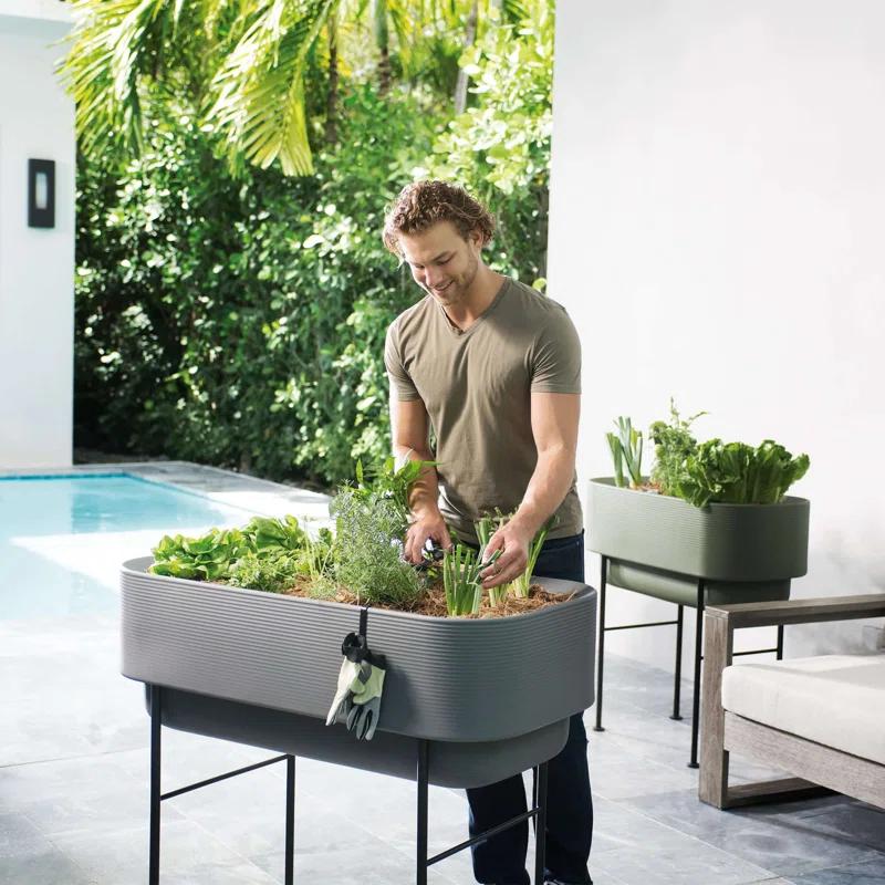 Nest Elevated Planter