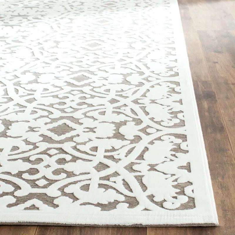 Safavieh Alice Performance Damask Rug