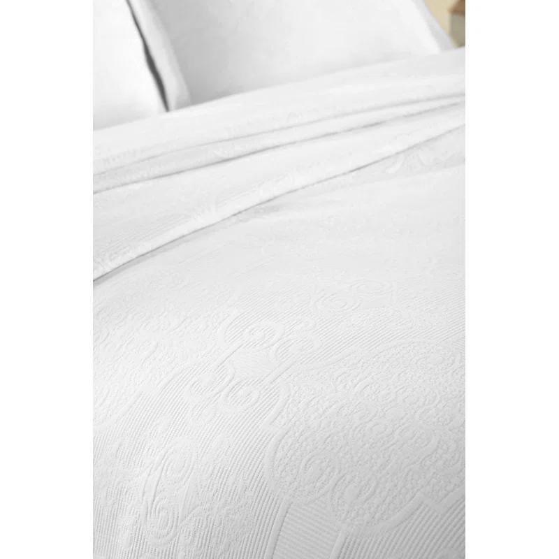 Superior Superior Florin Matelasse Jacquard Scrolling Medallion Cotton Bedspread Set With Pillow Shams