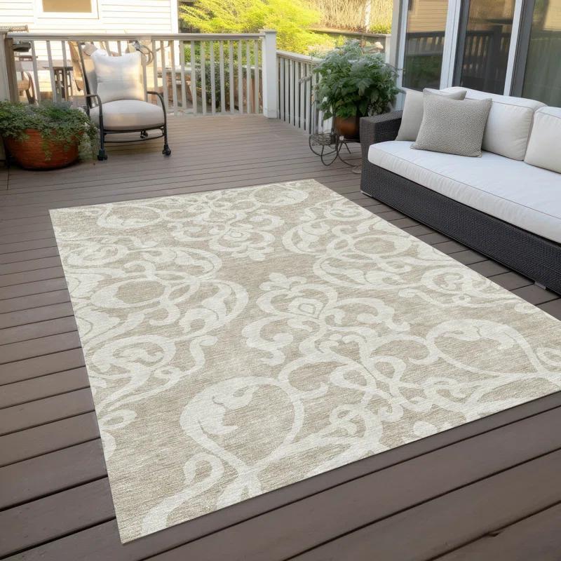 Chayden Washable Damask Indoor / Outdoor Rug