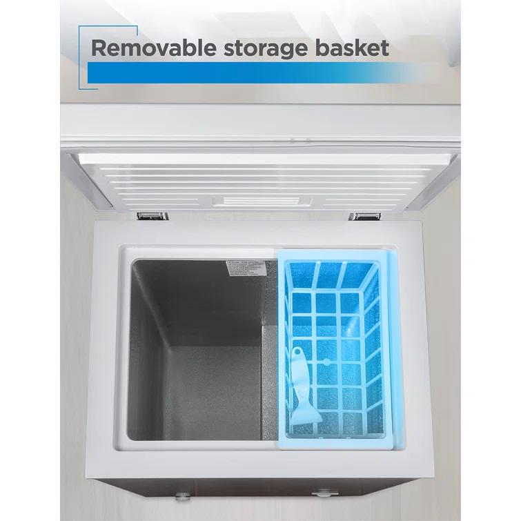 BLACK+DECKER BCFK Series BLACK+DECKER 2.7 Cu. Ft. Compact Chest Freezer, Deep Freezer Holds Up To 94.5 Lbs. of Frozen Food BCFK276