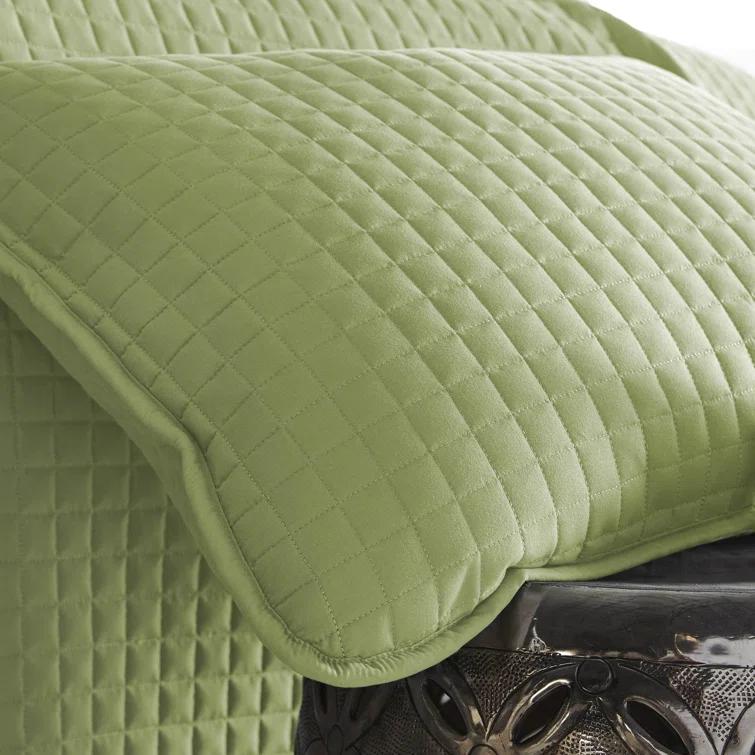 SouthShore Fine Linens Vilano Springs ® Oversized, light-weight Hotel Quality Quilt Set with matching shams