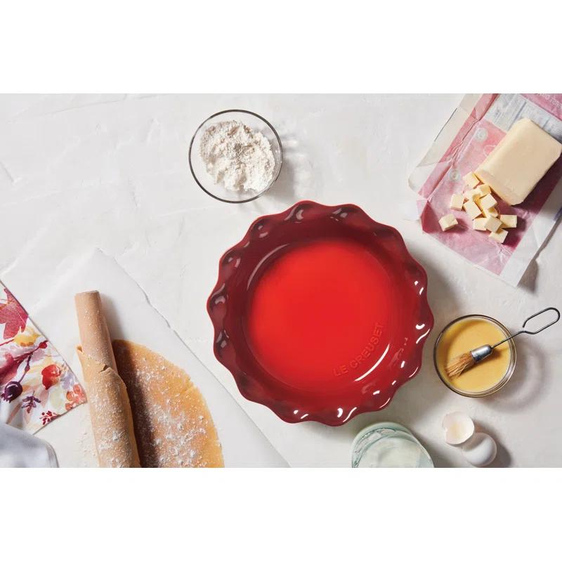 Le Creuset ® Heritage 9" Cerise Ceramic Pie Dish