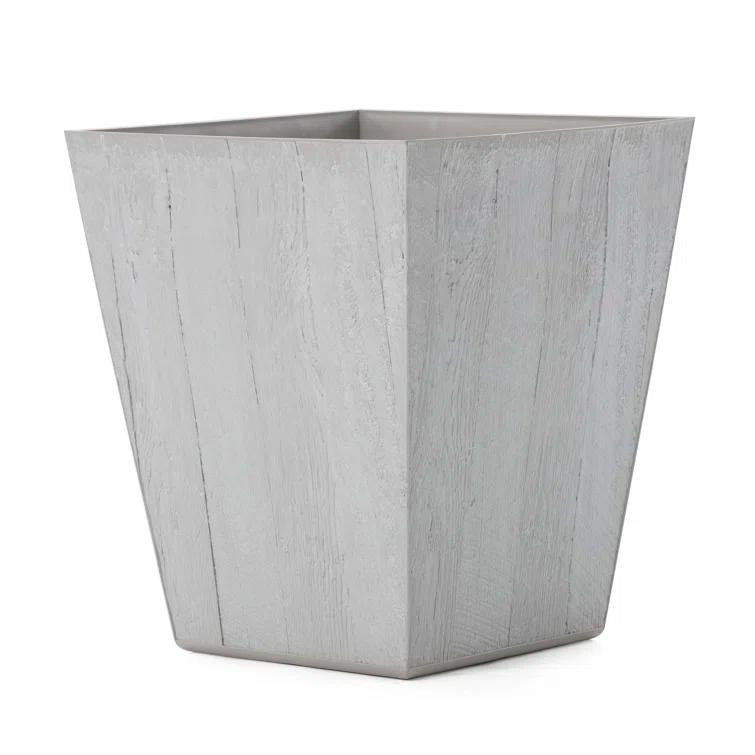 Suncast Suncast Farmington Decorative Rustic Wood Finish Garden Planter