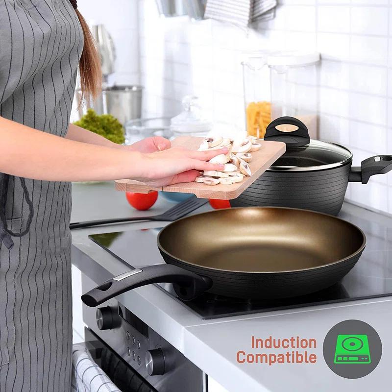 NutriChef 12 - Piece Non-Stick Aluminum Cookware Set