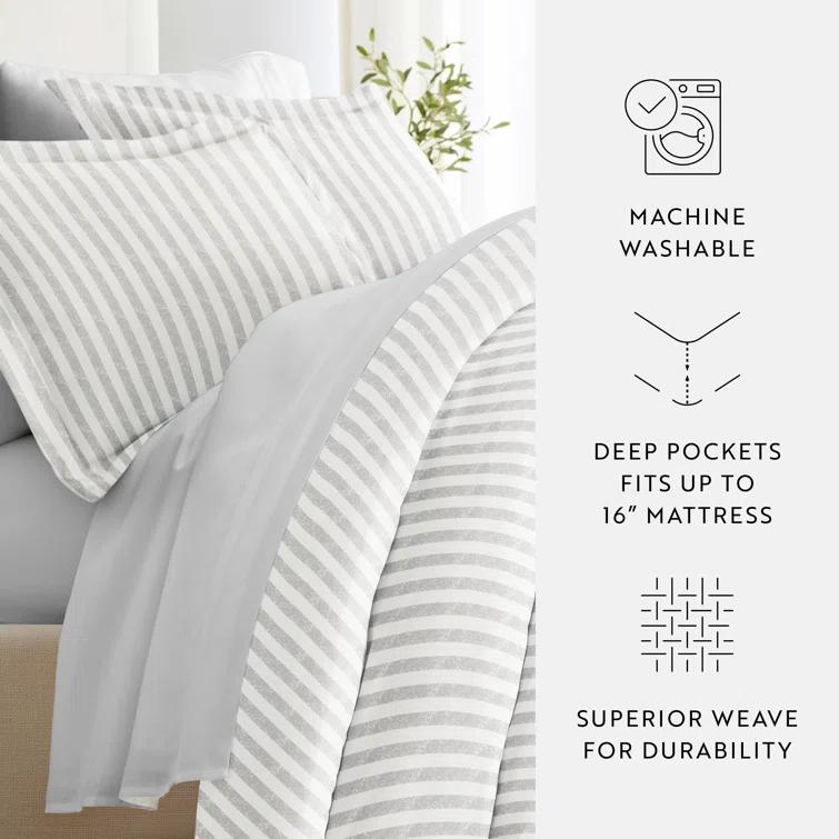 IEnjoy Home 8-Piece Reversible Bedding Bundle - Patterned Duvet Cover, Comforter Insert and Solid Sheet Set